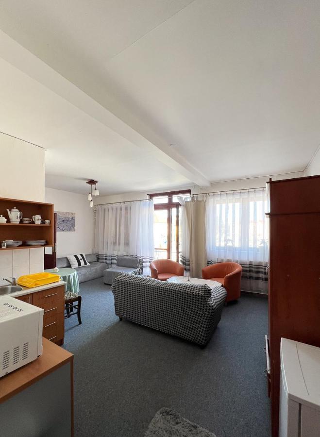2- Izbovy Apartman Kajka V Penzion Trstená Exteriér fotografie